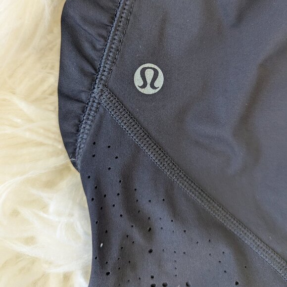 Lululemon UPF 50+ Crop leggings for Sun and Surf - Watersports, Running, Swim - Picture 10 of 13
